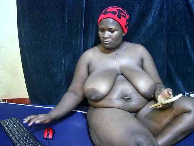 sweet-boobies webcam