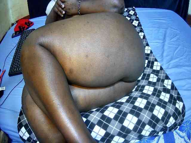 sweet-boobies webcam