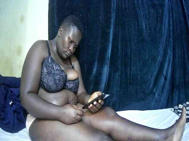 sweet-boobies webcam