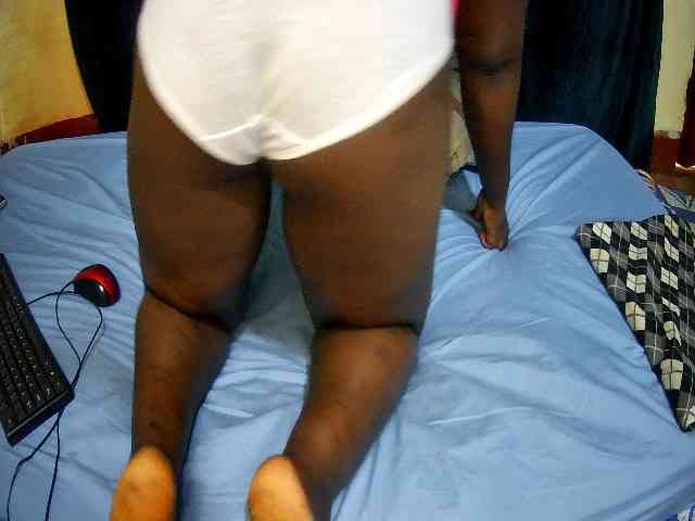 sweet-boobies webcam