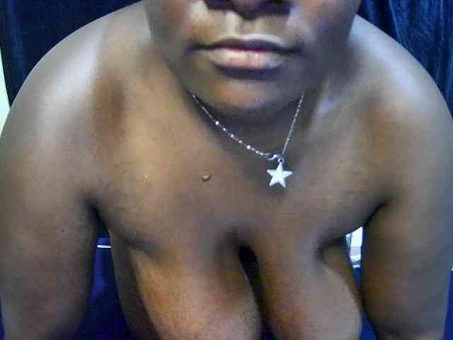 sweet-boobies webcam