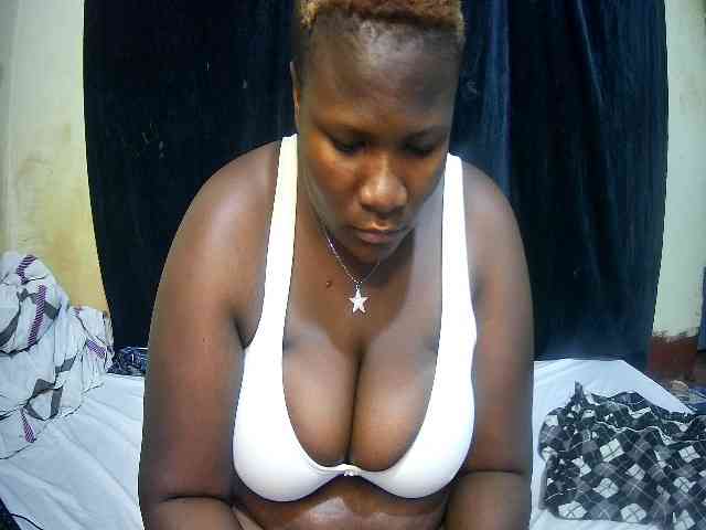 sweet-boobies webcam