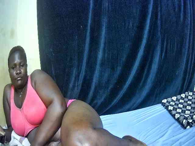 sweet-boobies webcam