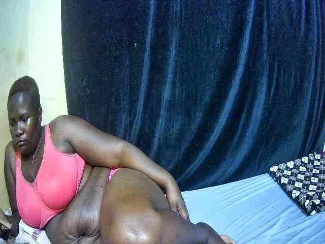 sweet-boobies webcam