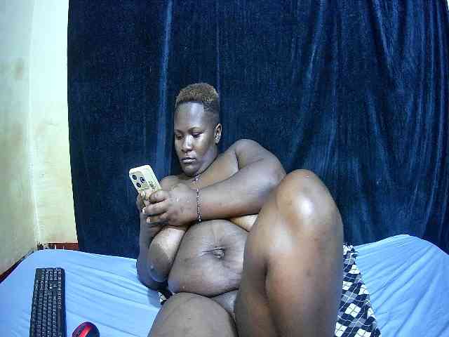 sweet-boobies webcam