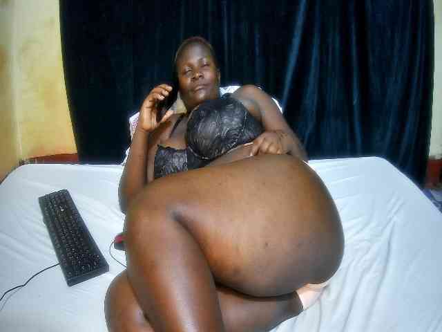 sweet-boobies webcam