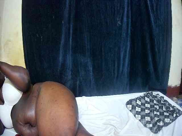 sweet-boobies webcam