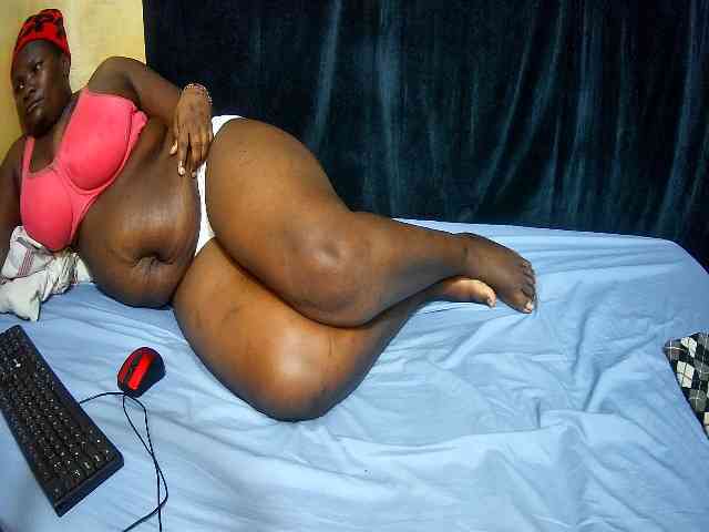 sweet-boobies webcam