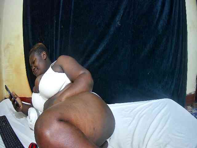 sweet-boobies webcam