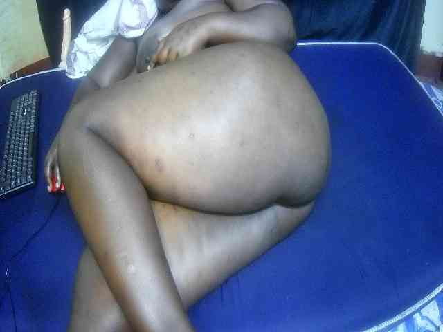 sweet-boobies webcam