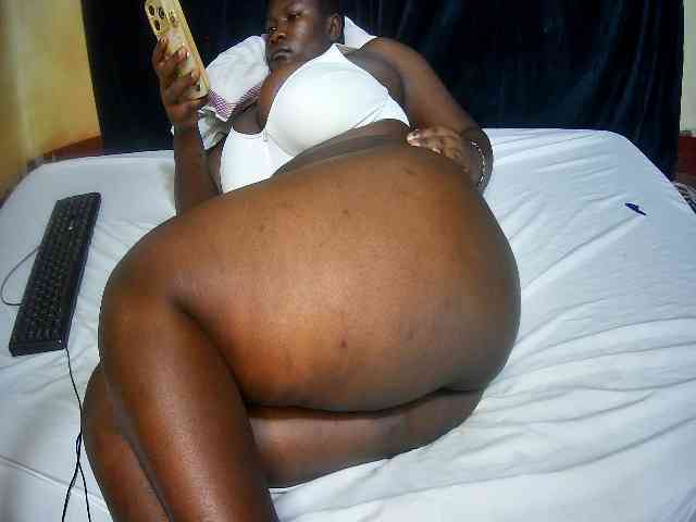 sweet-boobies webcam