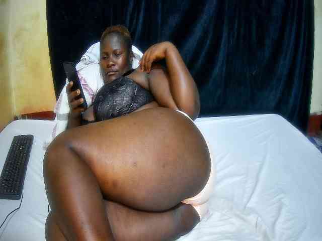 sweet-boobies webcam