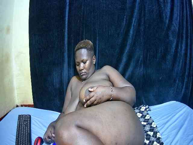 sweet-boobies webcam