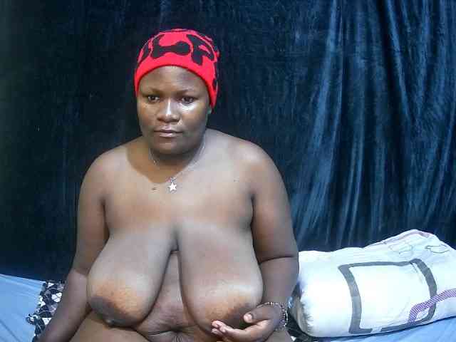 sweet-boobies webcam