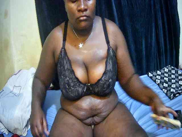 sweet-boobies webcam