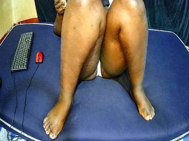 sweet-boobies webcam