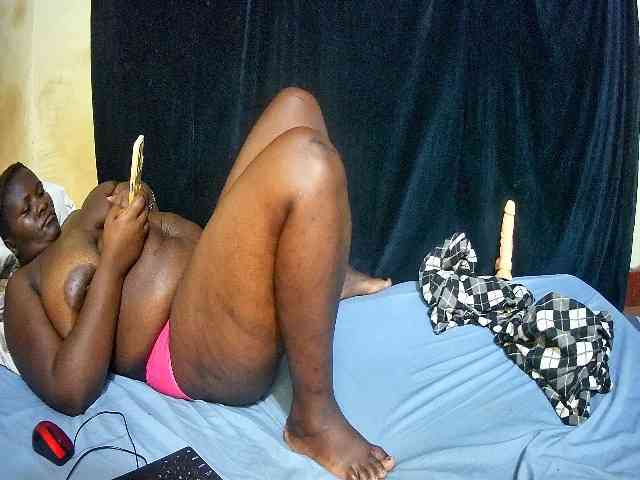 sweet-boobies webcam