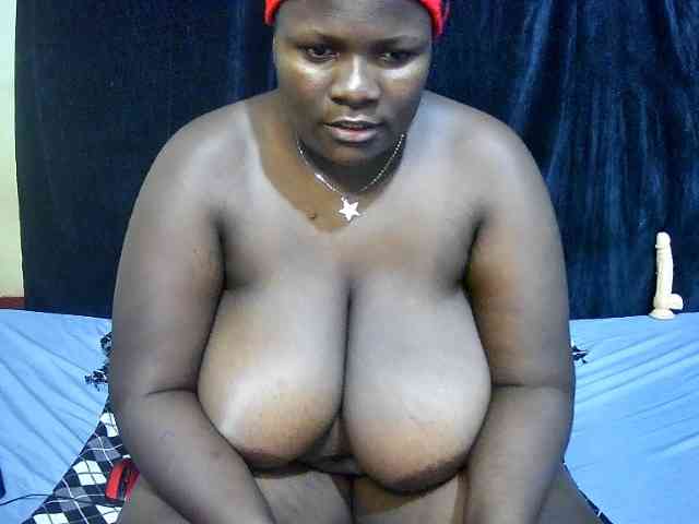 sweet-boobies webcam