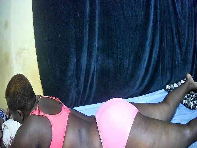 sweet-boobies webcam