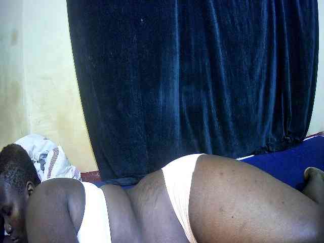 sweet-boobies webcam