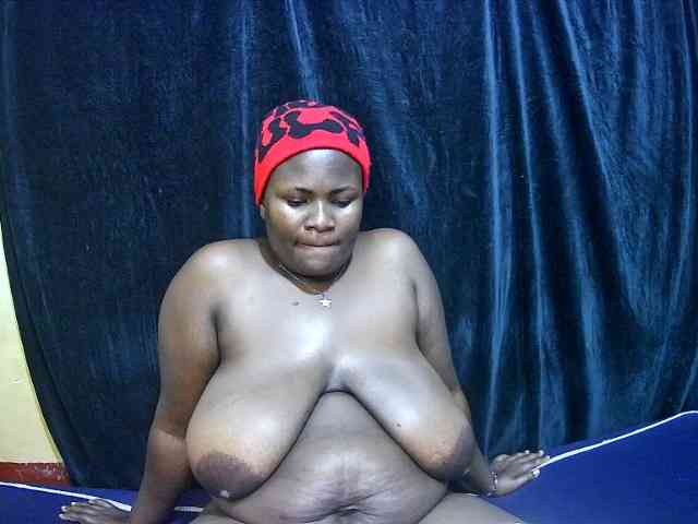 sweet-boobies webcam