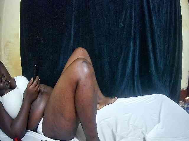 sweet-boobies webcam