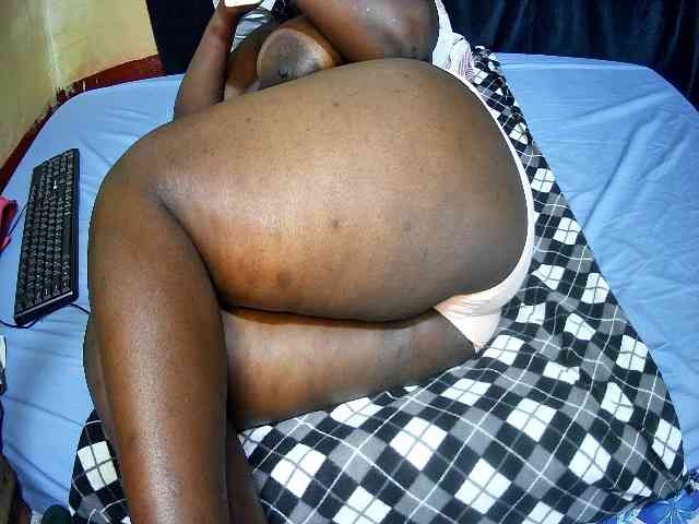 sweet-boobies webcam