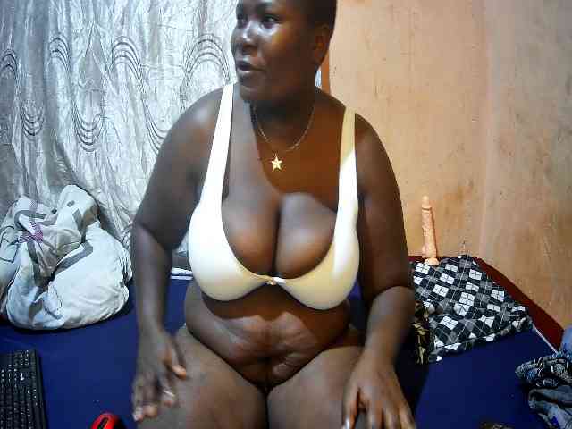 sweet-boobies webcam