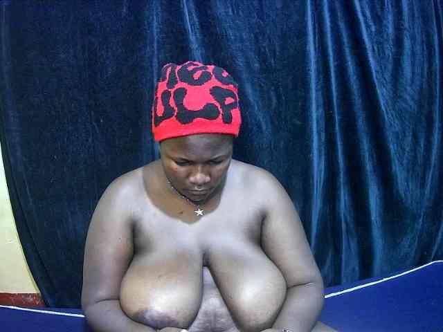 sweet-boobies webcam