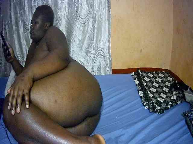 sweet-boobies webcam