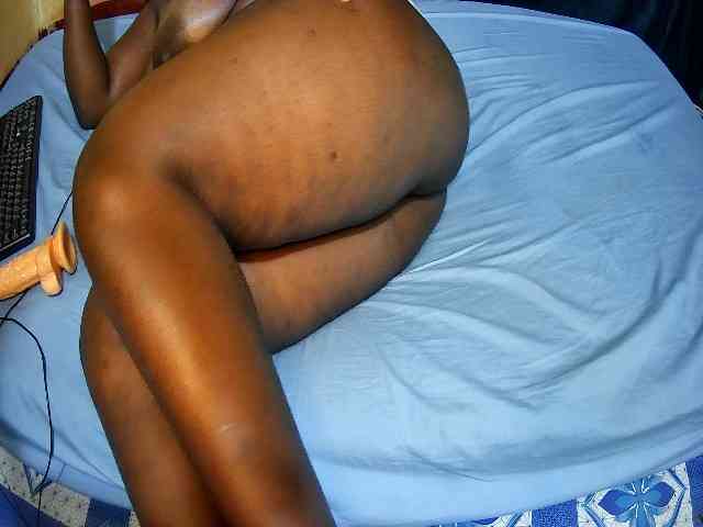 sweet-boobies webcam