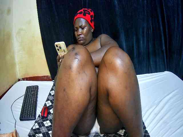 sweet-boobies webcam