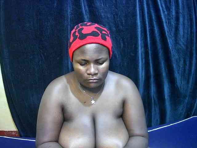 sweet-boobies webcam