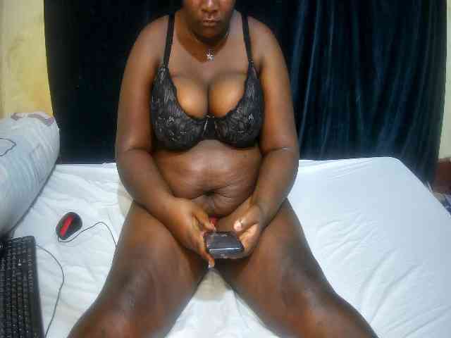 sweet-boobies webcam