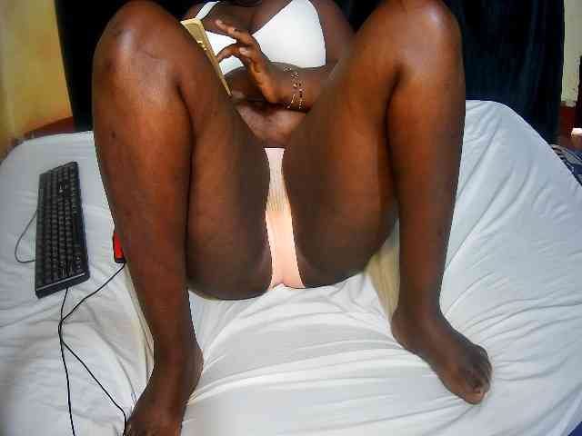 sweet-boobies webcam