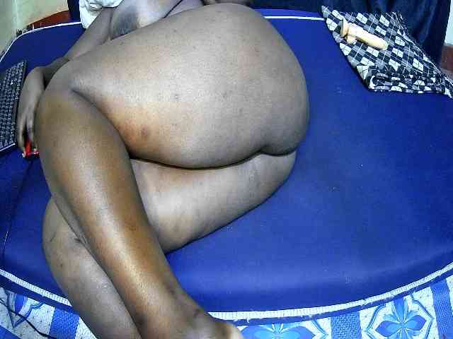 sweet-boobies webcam