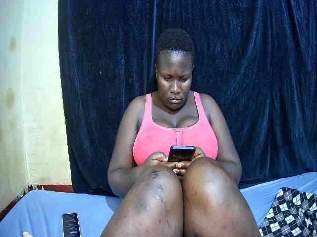 sweet-boobies webcam