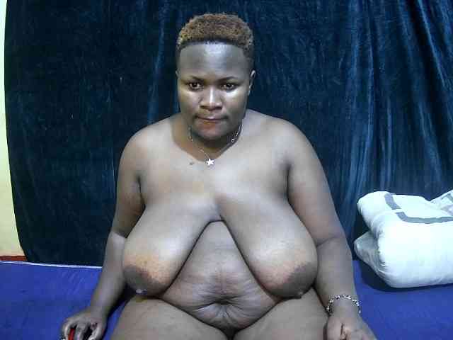 sweet-boobies webcam