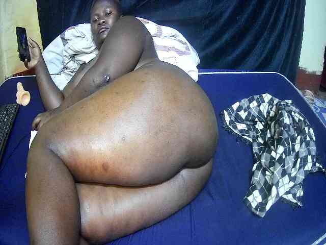 sweet-boobies webcam