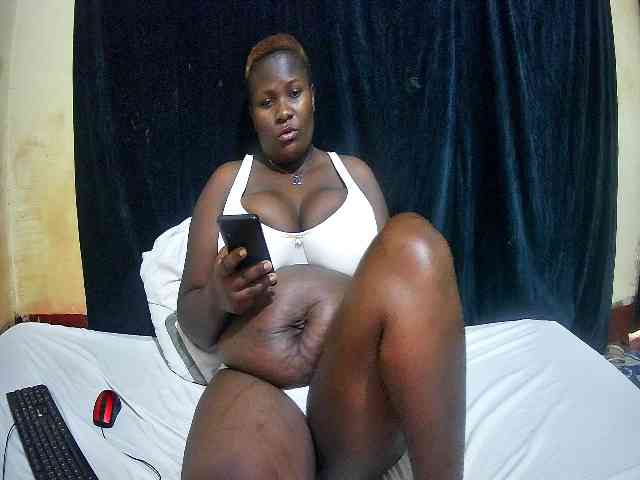 sweet-boobies webcam