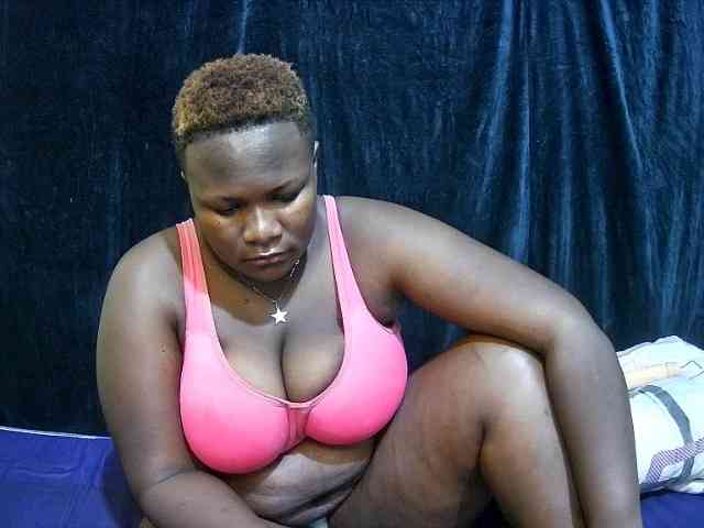 sweet-boobies webcam