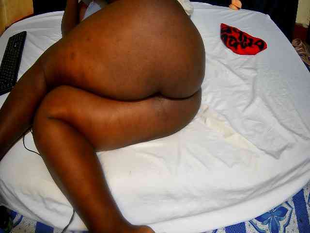 sweet-boobies webcam