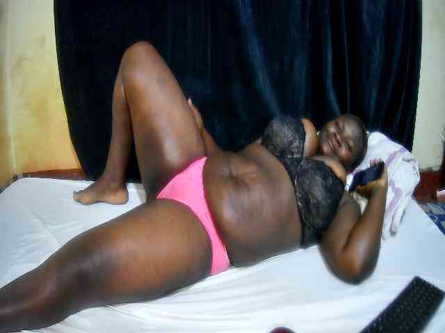 sweet-boobies webcam