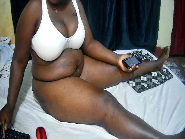 sweet-boobies webcam