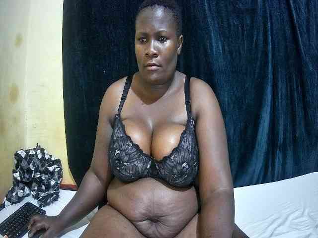 sweet-boobies webcam