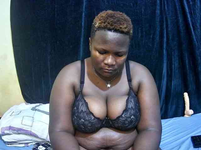 sweet-boobies webcam