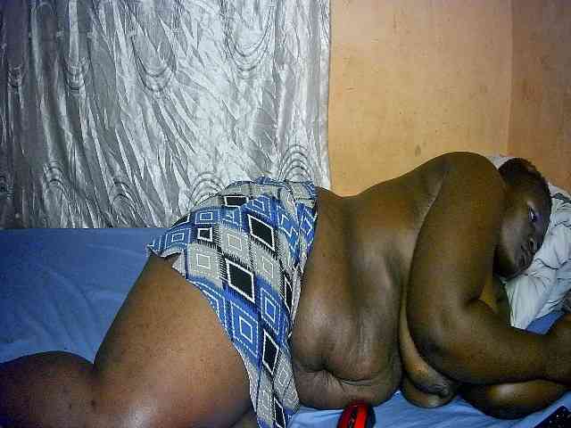 sweet-boobies webcam