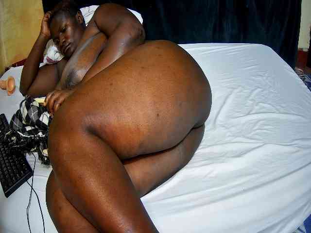 sweet-boobies webcam