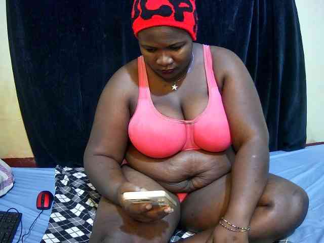 sweet-boobies webcam