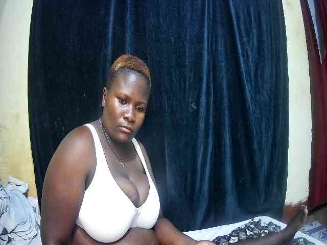 sweet-boobies webcam